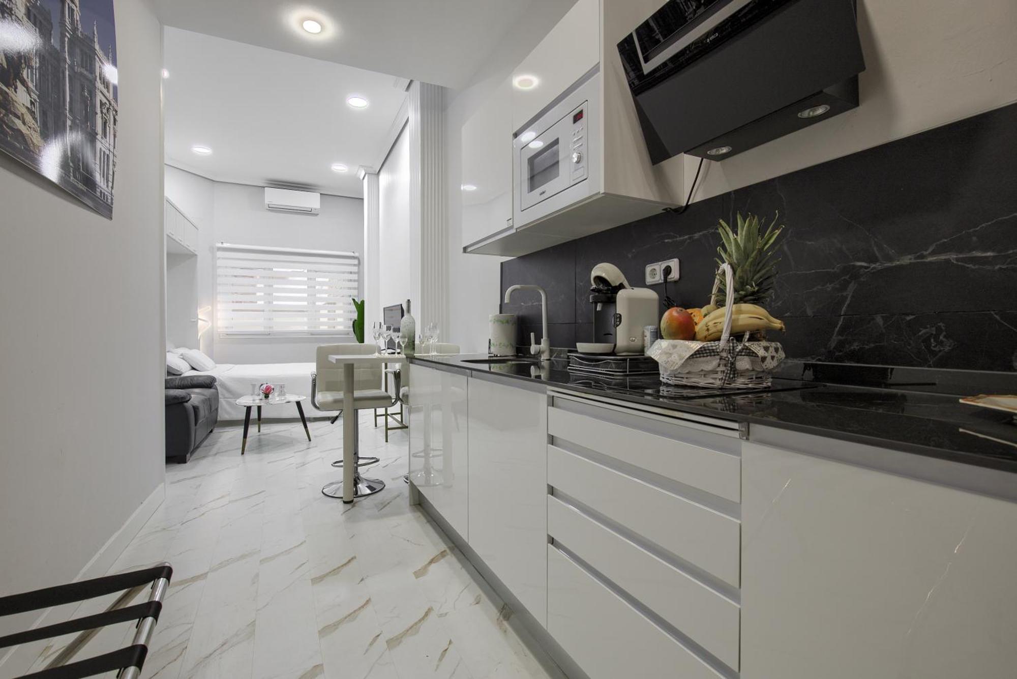 Lovely Apartment In Gran Via Madrid, Madrid
